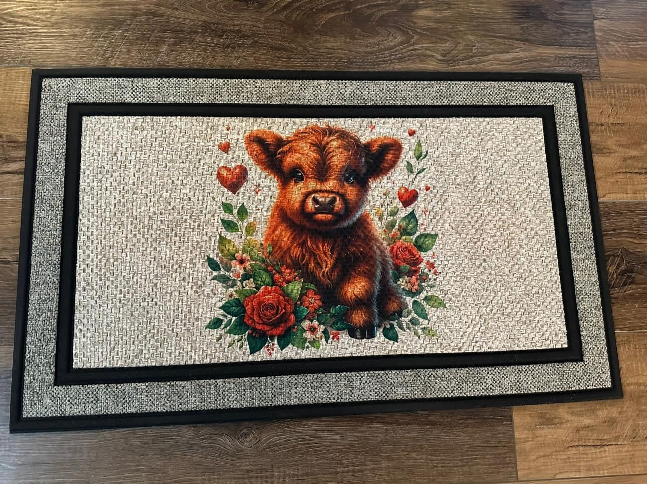 Brown Highland & Roses