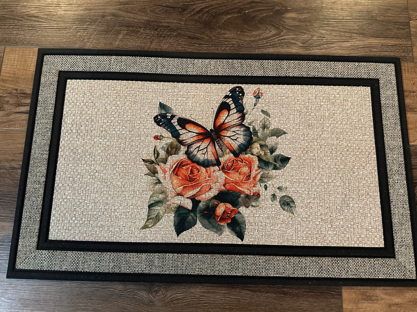 Roses & Butterflies 🌹