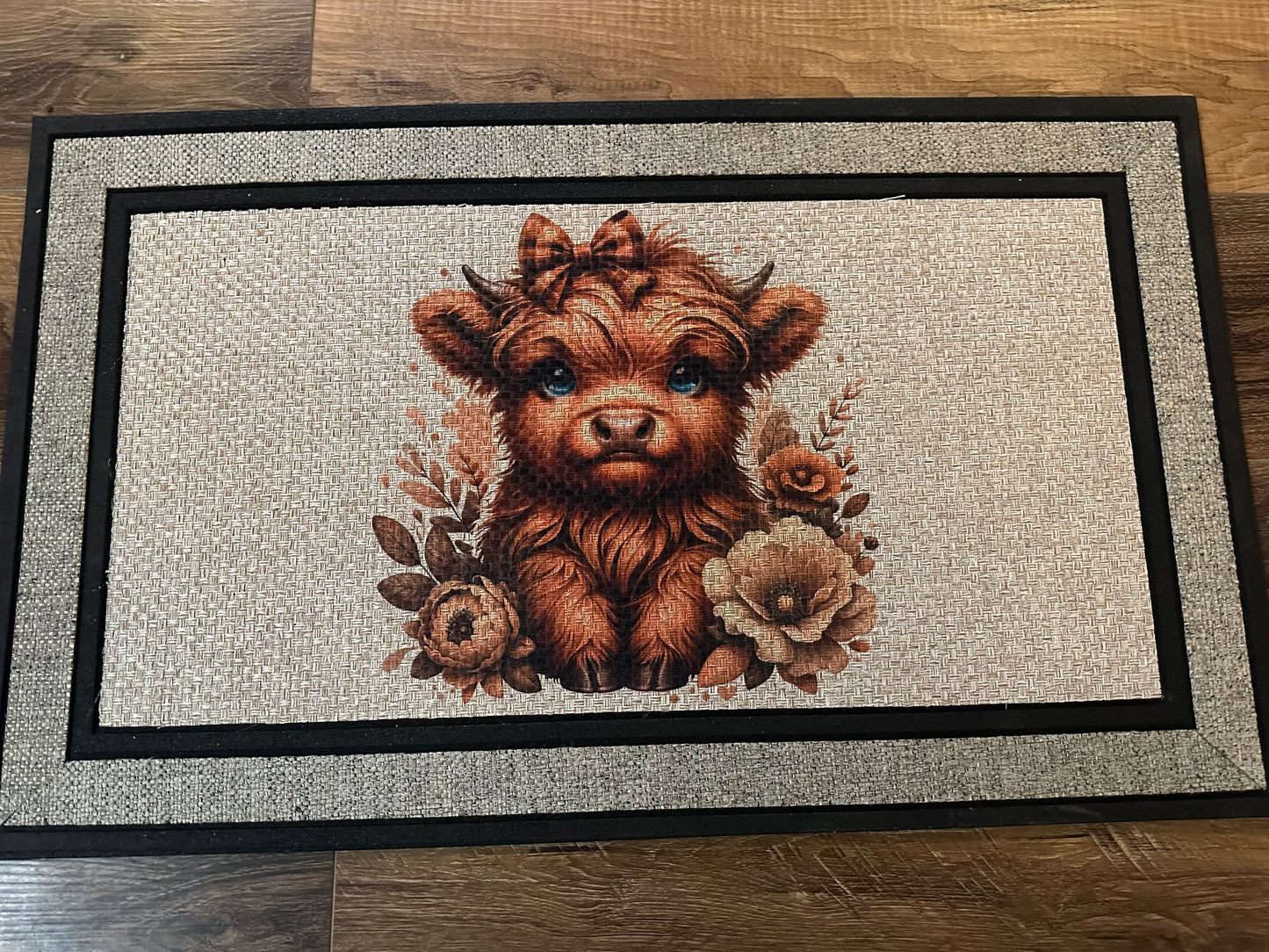 Cute Brown Highland with Neutral Flowers - 2 options!